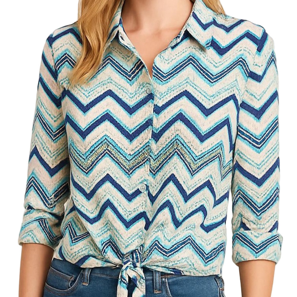 26. WOMENS CHICO’S 2/L DETAIL TOP - Picture 2 of 7